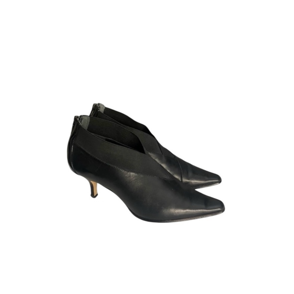 Donald J. Pliner black leather classic slip on heeled booties shoes size 7 1/2